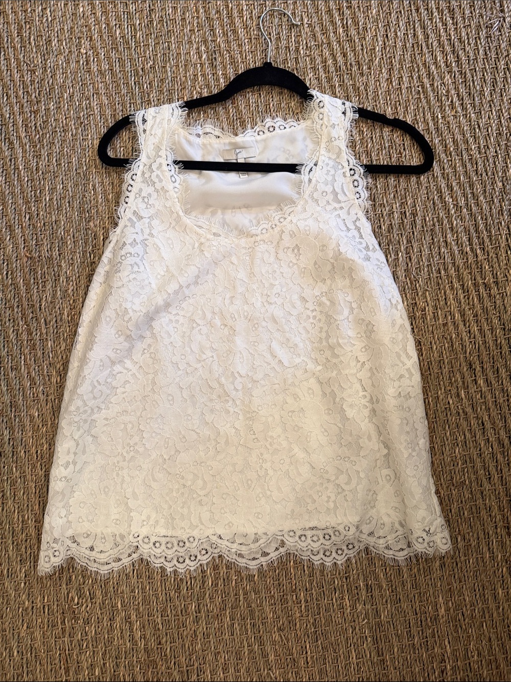 Joie White Lace Scalloped Tank